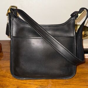 Black Coach Legacy Zip 9966